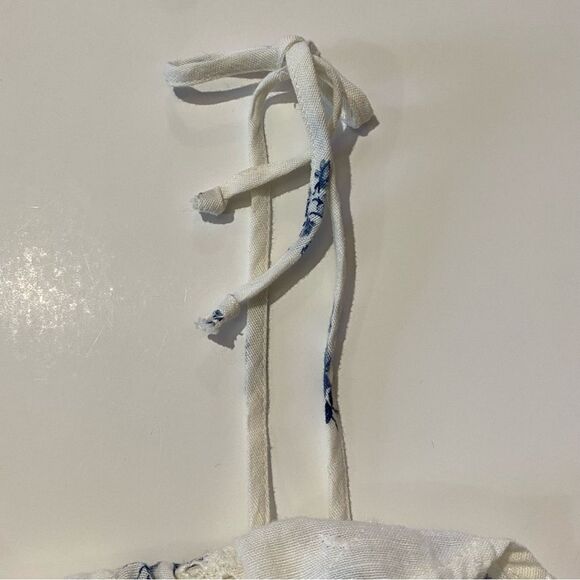 American Eagle Ruffled Tie Strap Floral Linen Blend Eyelet Crop Top Women's Med. - Picture 5 of 15